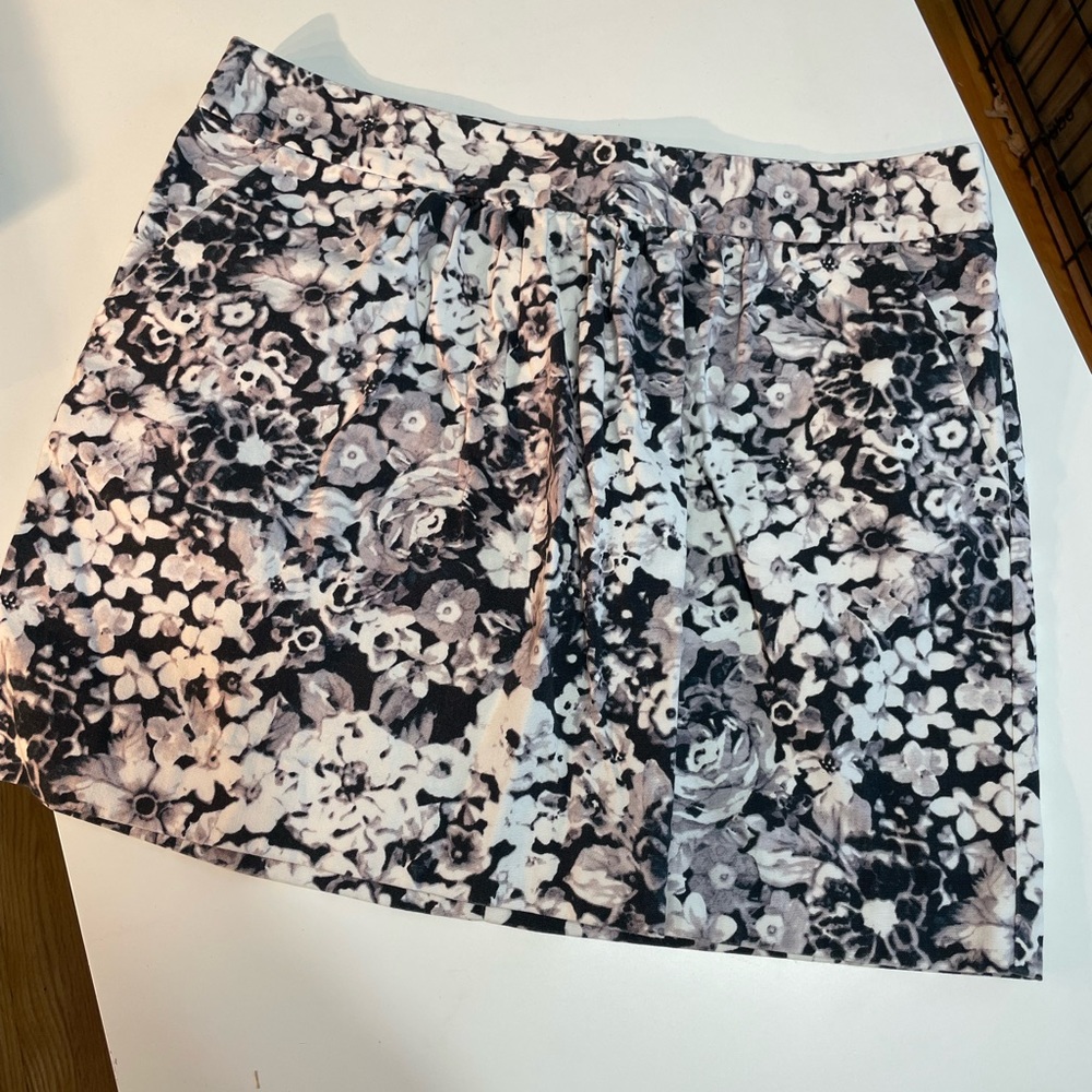 Gap mini size 14